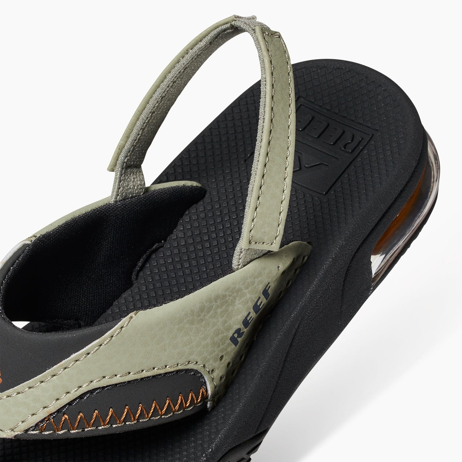 Little Fanning - Image 6